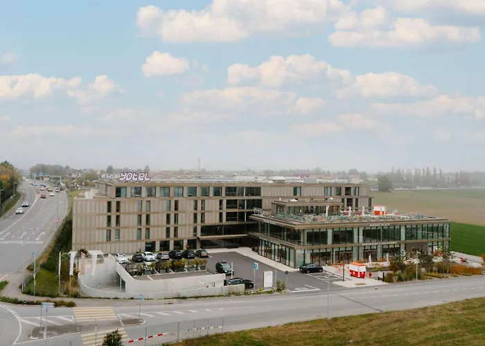 Yotel Geneva Lake, Select By Hilton