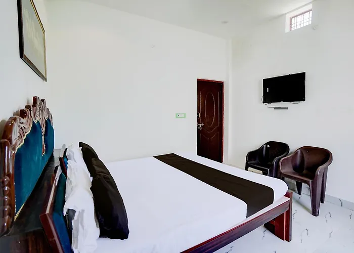 Hotel O Krishna Manu Palace