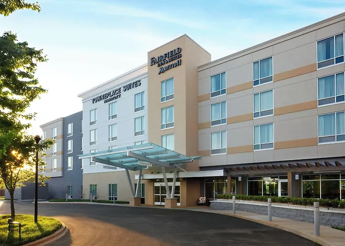 Fairfield Inn & Suites By Marriott Louisville Northeast