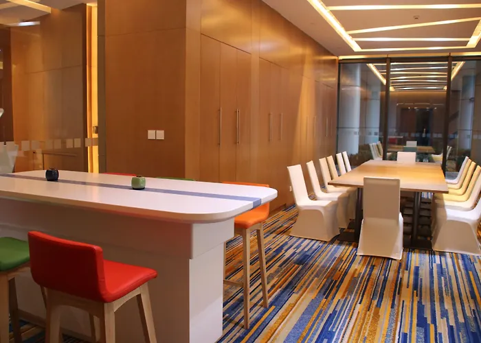 Holiday Inn Express Wuxi Taihu New City By Ihg
