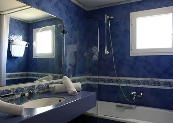 Andalucia Beach Hotel & Residence