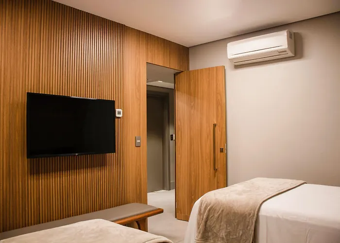 Amazon Taiamã Hotel