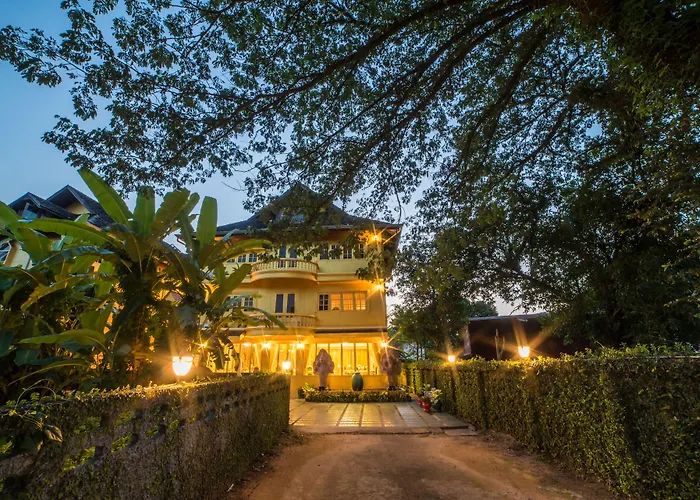 Nakaraj Princess Chiang Rai - Walking Street