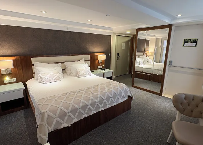 Endglory Hotel