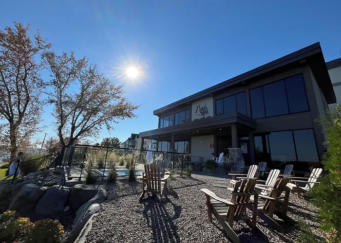 Hotel Du Lac Champlain, An Ascend Collection Hotel
