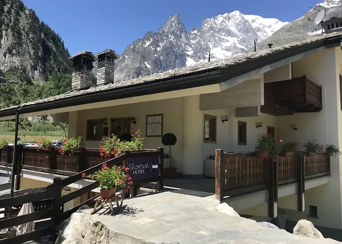 Shatush Hotel