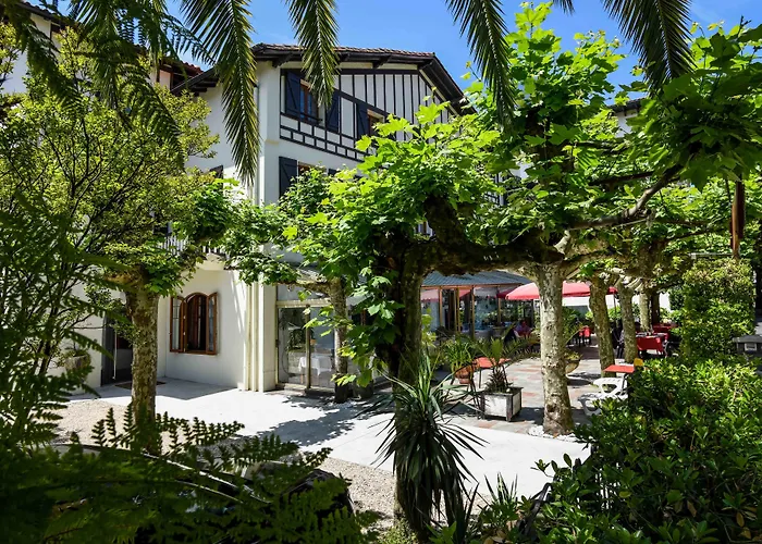 Logis Hotel & Restaurant Bergeret Sport