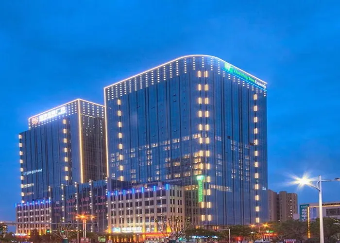 Holiday Inn Express Panjin Downtown By Ihg