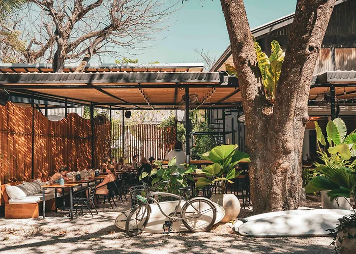 La Negra Surf Hotel