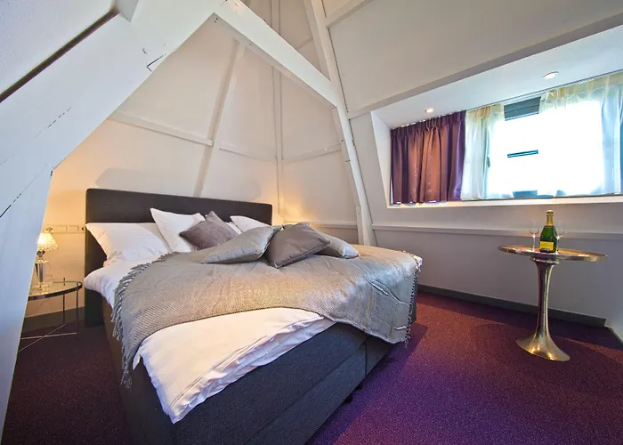 Wolf Hotel Kitchen & Bar