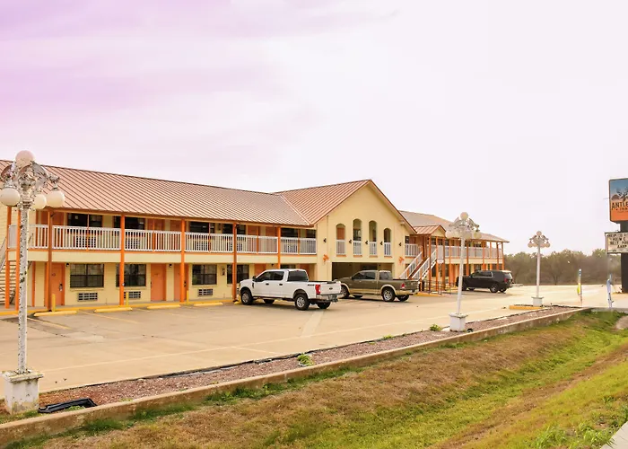 Antlers Inn Goliad