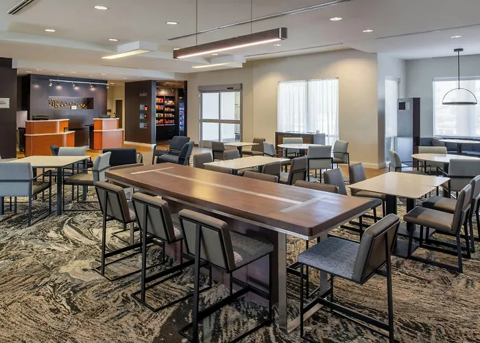 Courtyard By Marriott Houston City Place