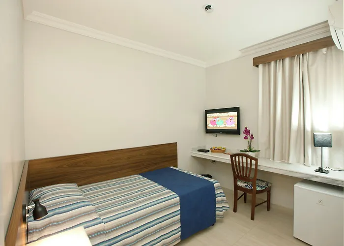 Hotel Colonial Plaza