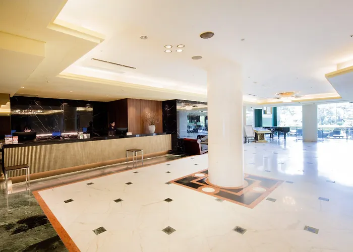 Art Hotel Kokura New Tagawa