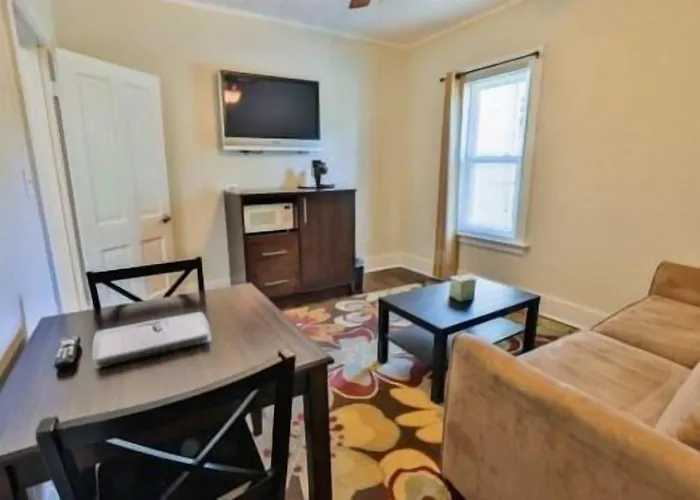 Nader'S Motel & Suites