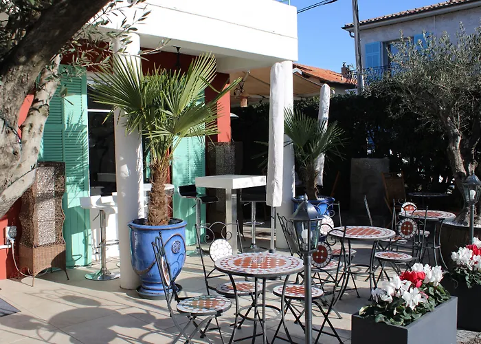 Hotel La Villa Des Oliviers, Seaside Hotel