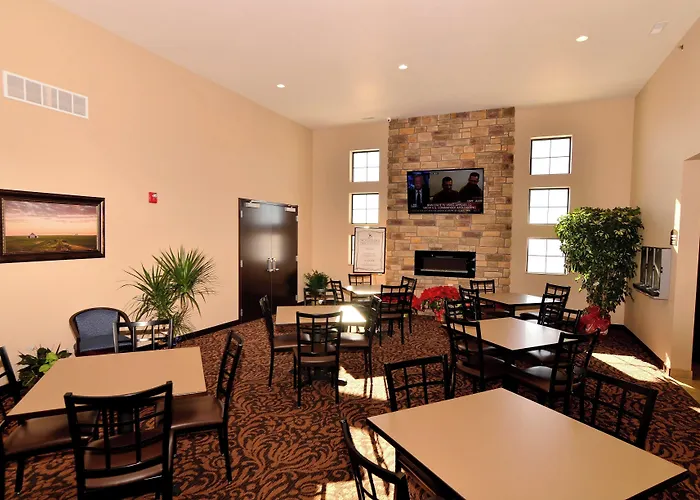 Cobblestone Inn & Suites - Holstein