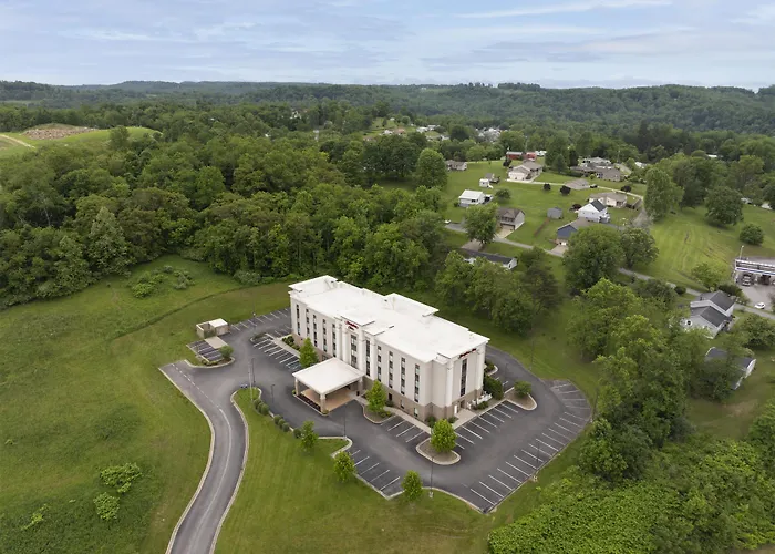 Hampton Inn Fairmont