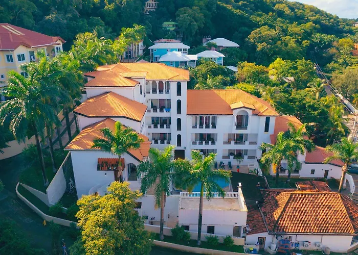 West Bay Colonial