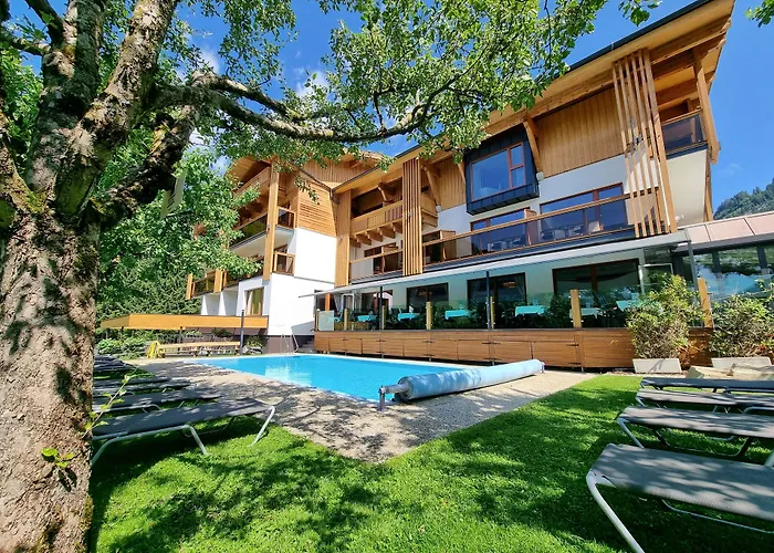 Hotel Alpina