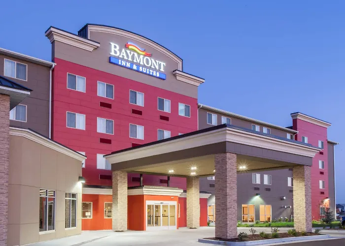 Baymont By Wyndham Grand Forks