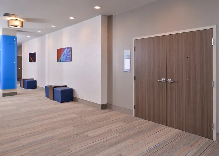 Holiday Inn Express & Suites Houston E - Pasadena