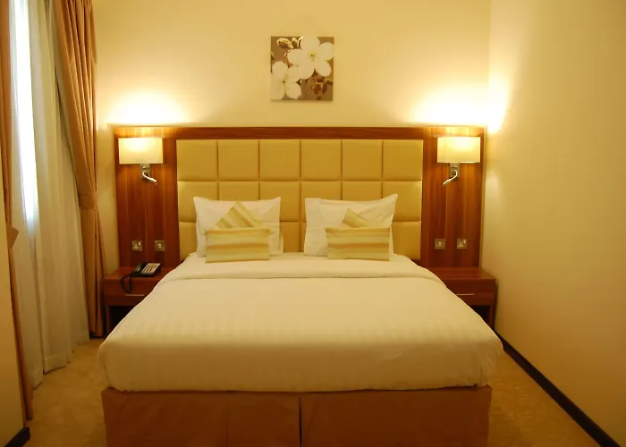 Golden Ocean Hotel