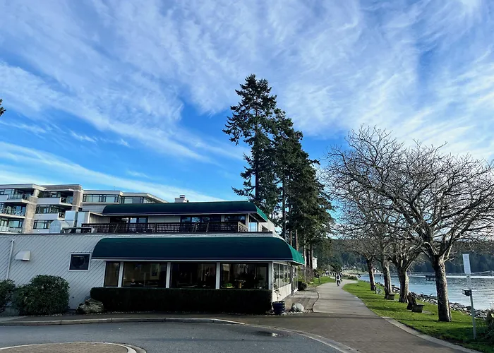 Sechelt Inn