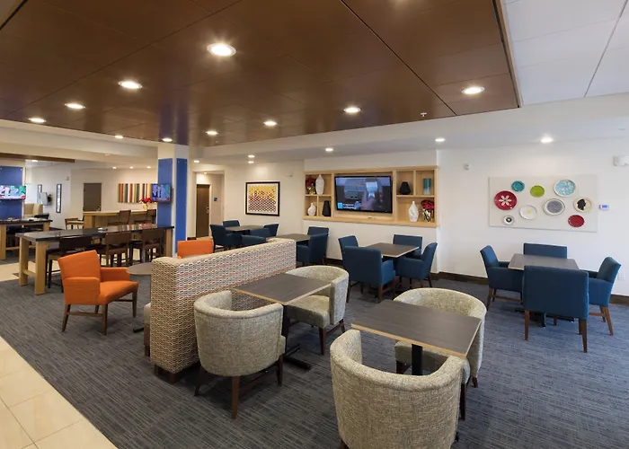 Holiday Inn Express Rochester Hills By Ihg