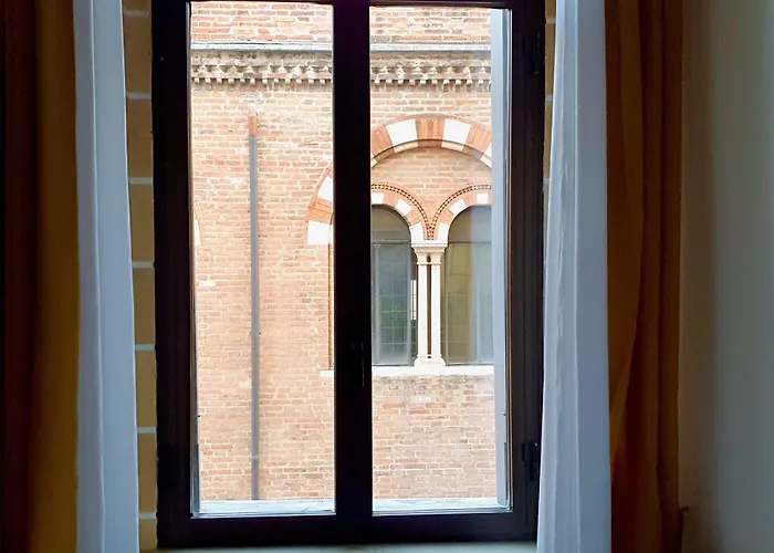 Hotel Aurora
