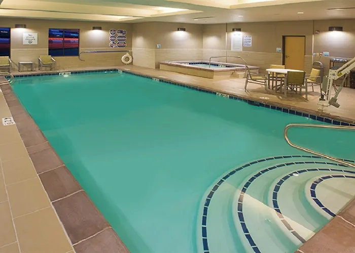 Holiday Inn Express & Suites Salt Lake City South-Murray By Ihg