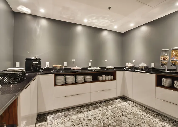 Hôtel Manoir Vieux-Québec