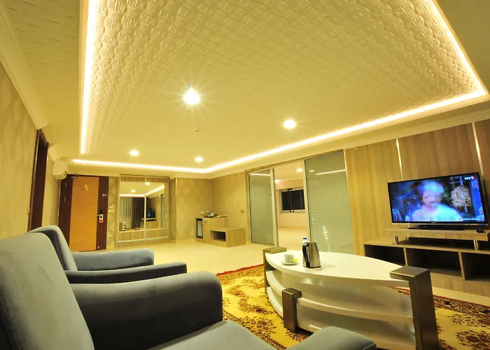 Ramada Usak