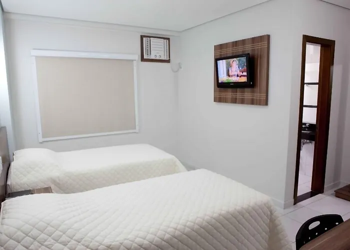 Serras Hotel