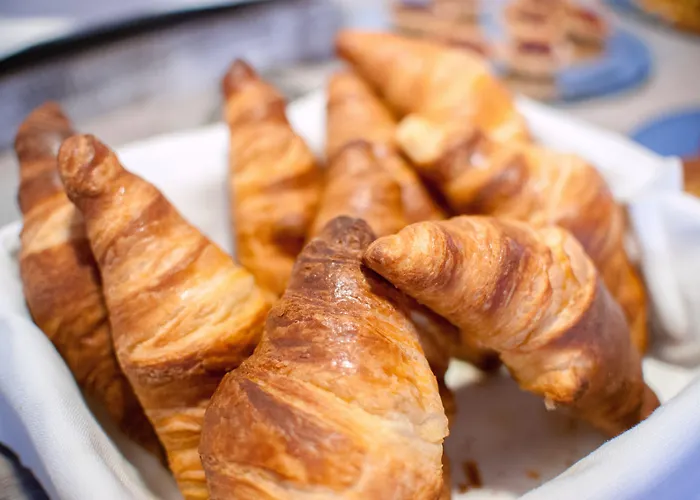 Hotel Bacco Rooms And Breakfast