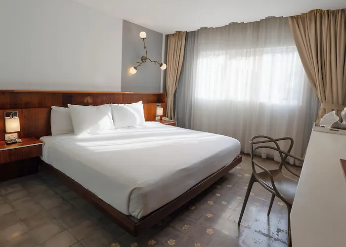 Flor De Mayo Hotel & Restaurant (Adults Only)