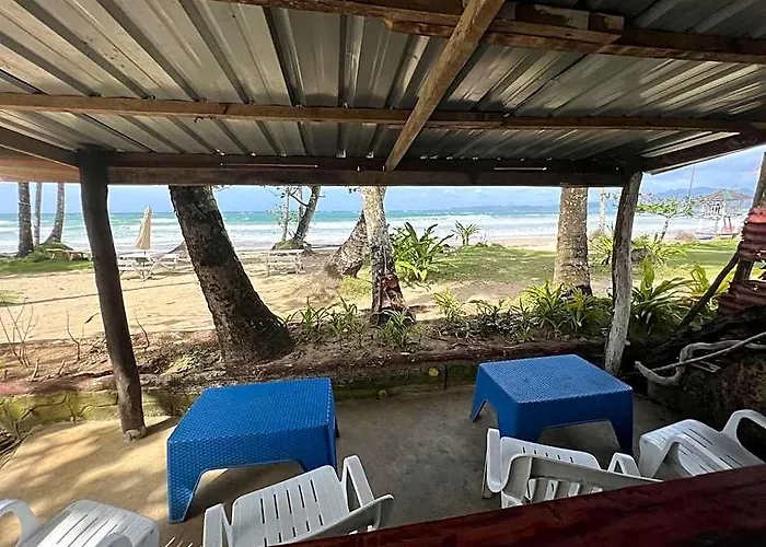 Hill Myna Beach Cottage