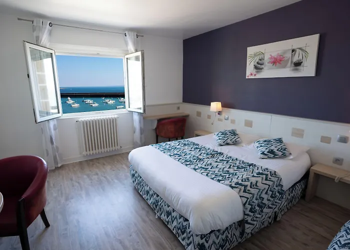 Hotel De La Mer