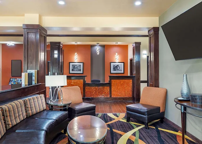 Best Western Plus Goliad Inn & Suites