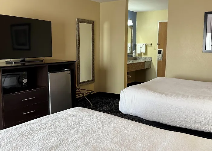 Baymont By Wyndham Evansville North/Haubstadt