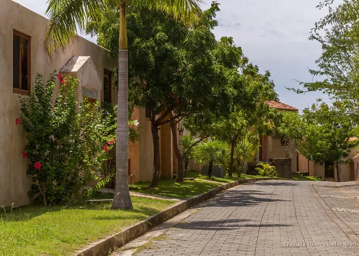 Villas De Palermo Hotel And Resort -Private Detached Houses