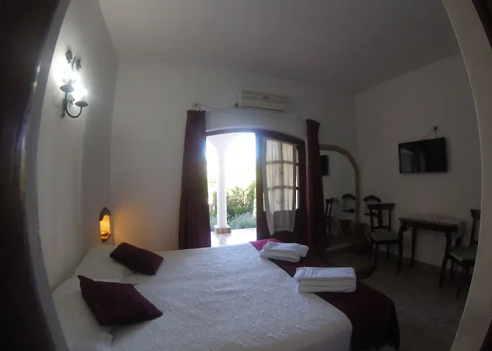 Hotel Portal del Santo