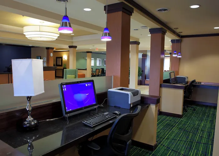Fairfield Inn And Suites Flint Fenton