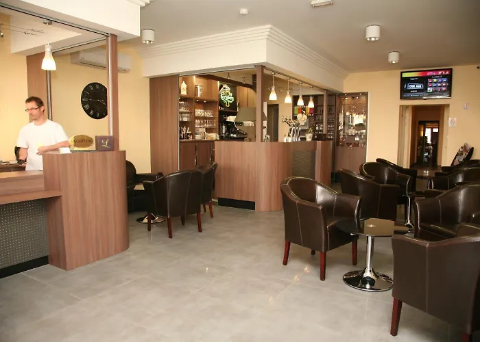 Logis Hotel- Restaurant La Renaissance