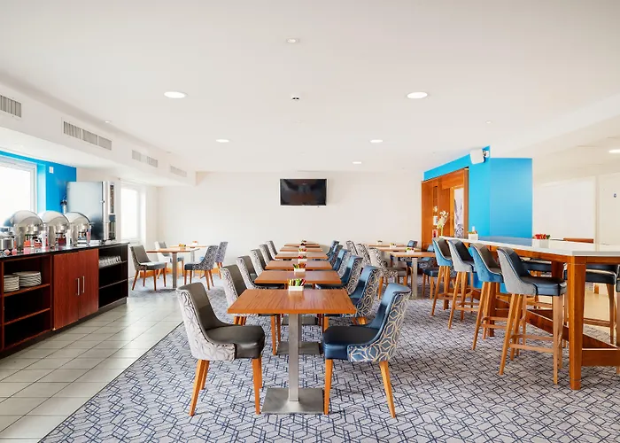 Holiday Inn Express Shrewsbury By Ihg
