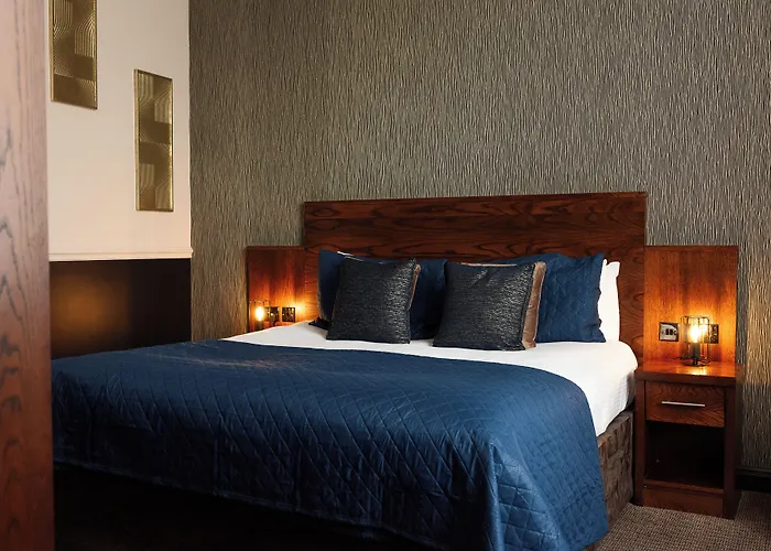 The Duke Of Edinburgh Hotel & Bar