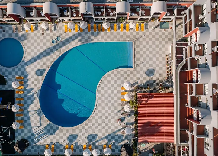 Muthu Oura Praia Hotel