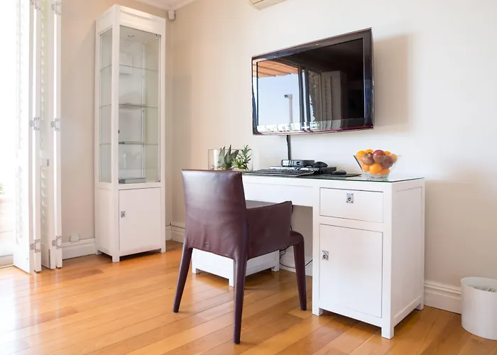 Compass House Boutique Hotel - Adults Only