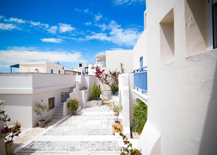 Iria Beach Art Hotel