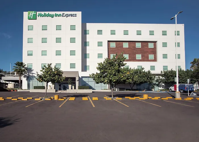 Holiday Inn Express Guadalajara Iteso By Ihg Zapopan